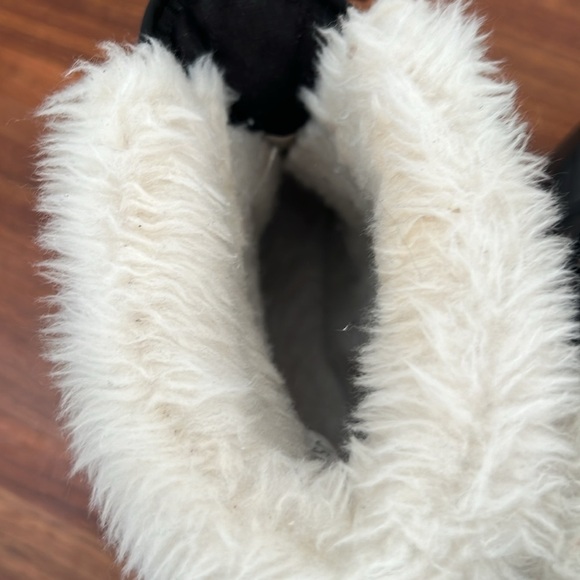 Eddie Bauer Sorel Womens Black Lace Fur Up Snow Boots Size US 7 - Like New - Picture 3 of 10